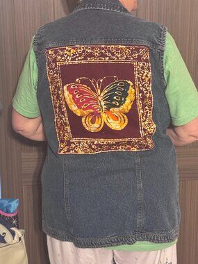 women's sz L upcycled batik applique denim vest